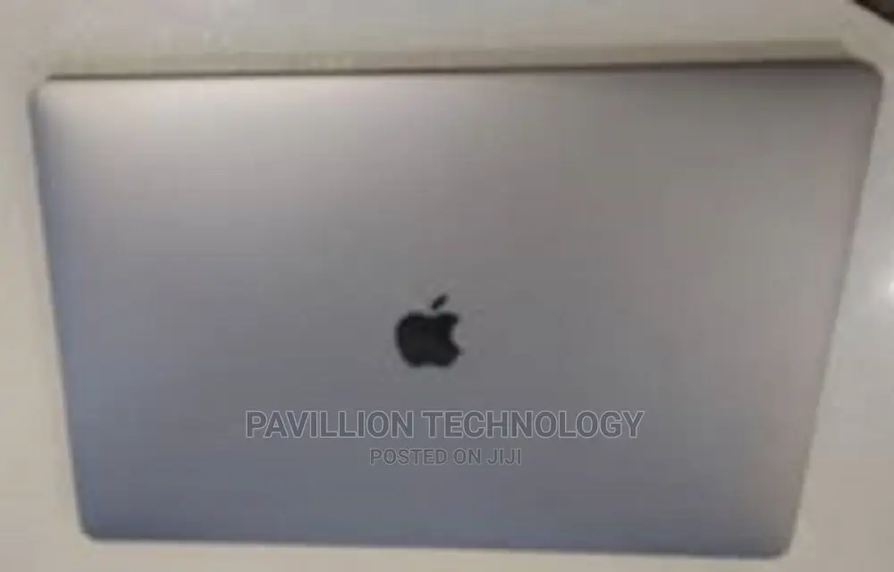 Laptop Apple MacBook 2019 16GB Intel Core I7 SSD 256GB