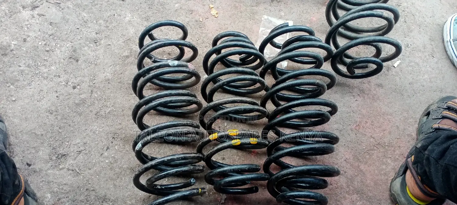 Ex Japans Toyota Rush Rear Coil Springs