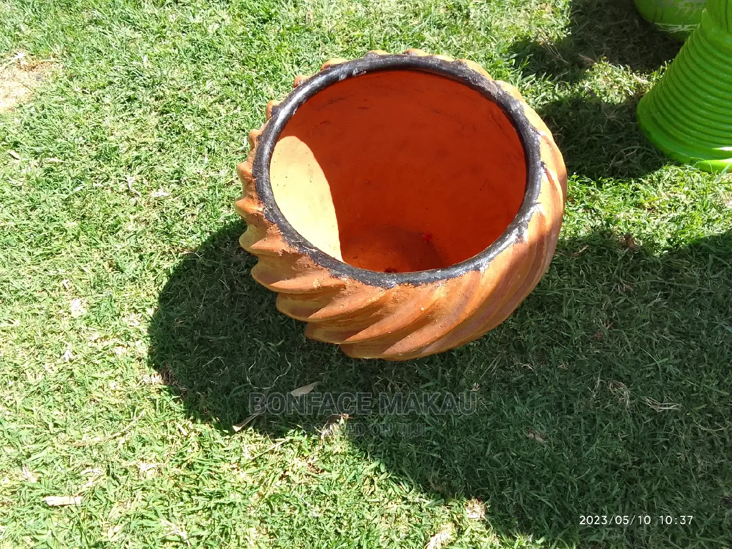 Laundry//Fumigation//Post Construction Homes Cleaning