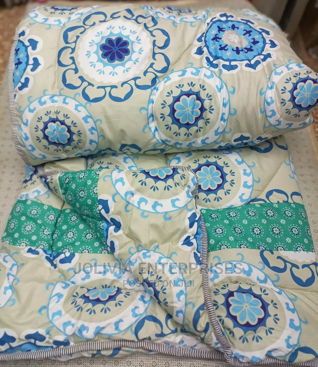 Binded Duvet Sets