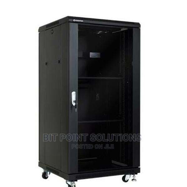 22U Cabinet for Networking 600×600 Mm