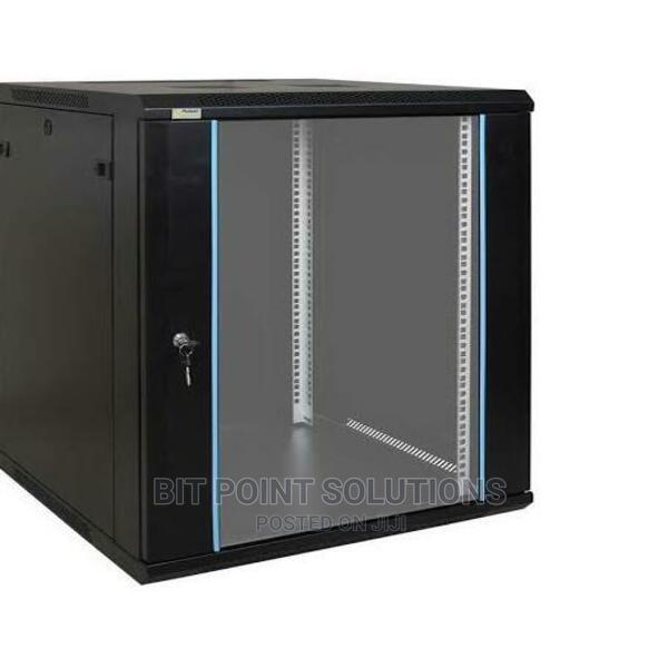 15U Cabinet 600×600 - main view