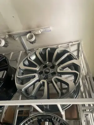 Size 22 Inch Range Rover