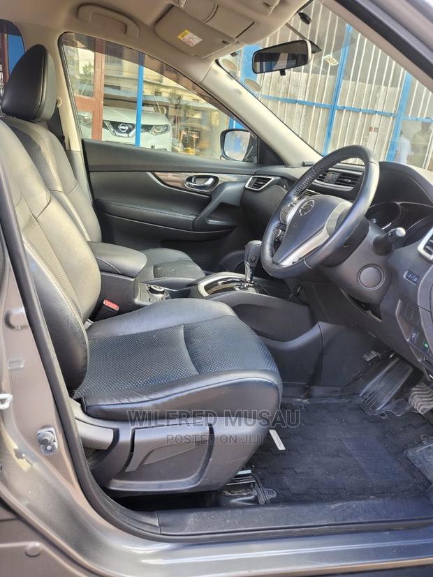 Nissan X-Trail 2015 Gray - thumbnail 5