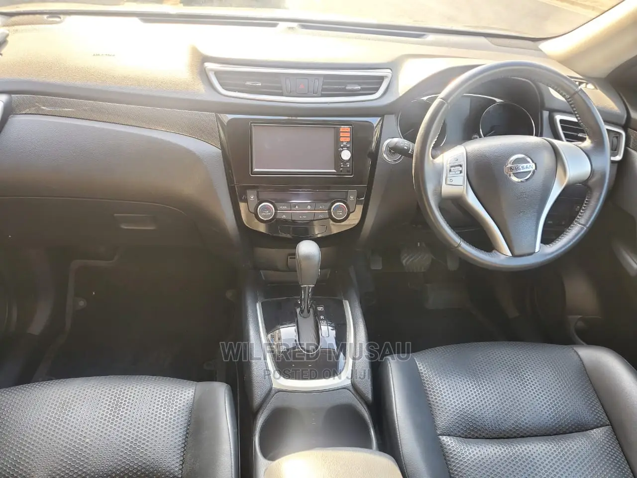 Nissan X-Trail 2015 Gray