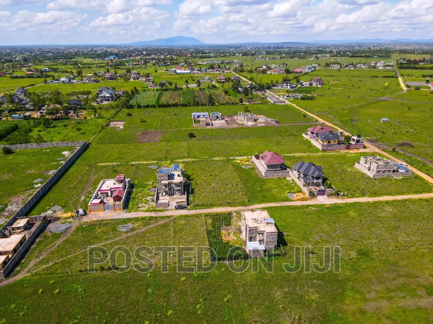 Ready Settlement in Kamulu. ^EM