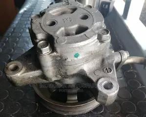 Honda CRV Re4 Power Steering Pump