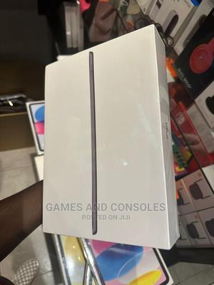 New Apple iPad 9.7 64 GB - thumbnail 2