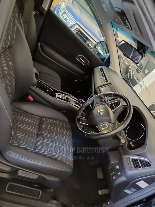 Honda Vezel 2016 Black - thumbnail 2
