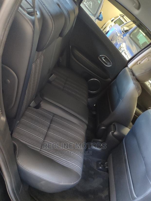 Honda Vezel 2016 Black - thumbnail 4
