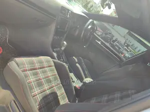 Volkswagen Golf GTI 2016 Pearl
