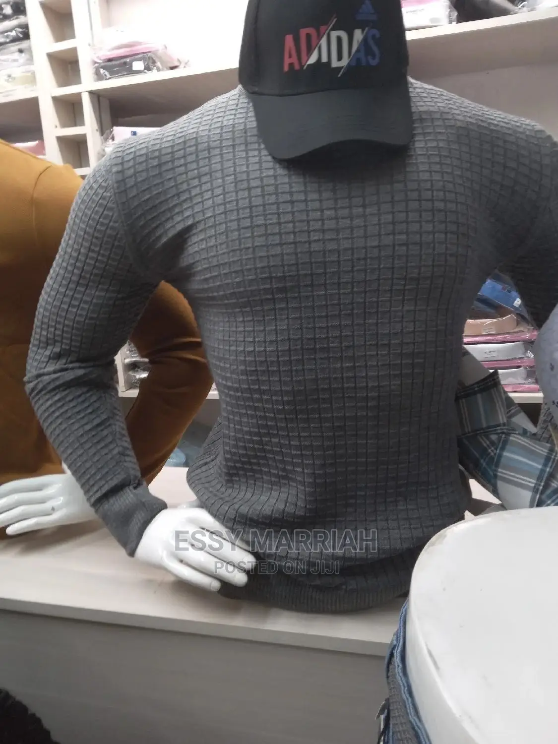 Mens Sweaters / Sweatshirts