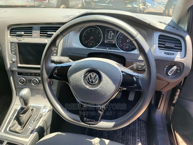 Volkswagen Golf 2016 Blue - thumbnail 2