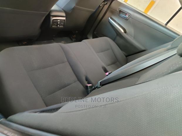 Toyota Camry 2016 Silver - thumbnail 4