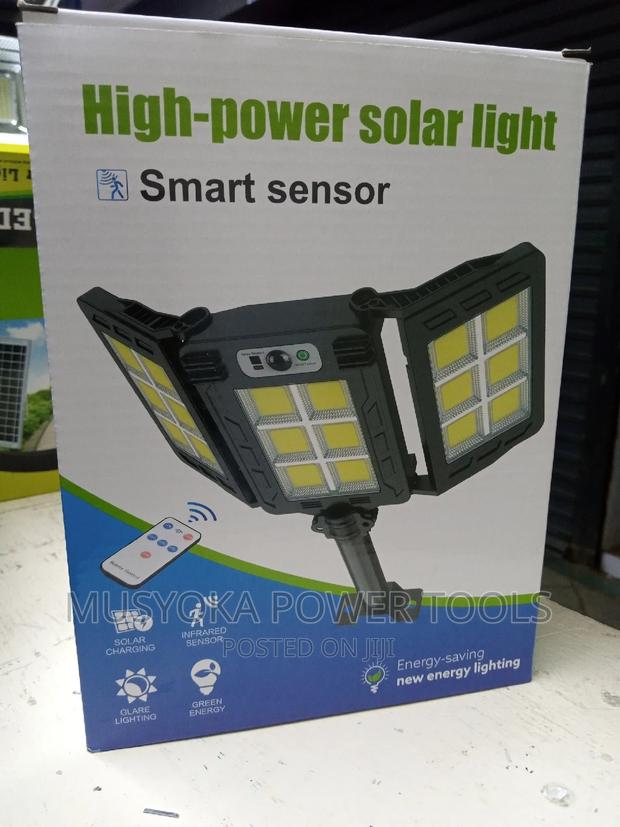Body Sensor Wall COB Light Solar Energy Powered