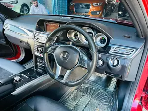 Mercedes-Benz E250 2015 Red