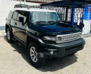 Toyota FJ Cruiser 2016 Black