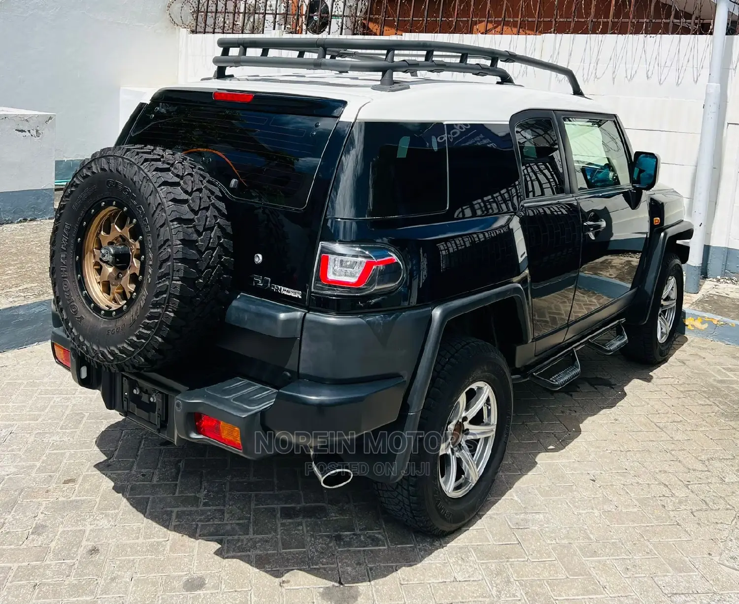 Toyota FJ Cruiser 2016 Black