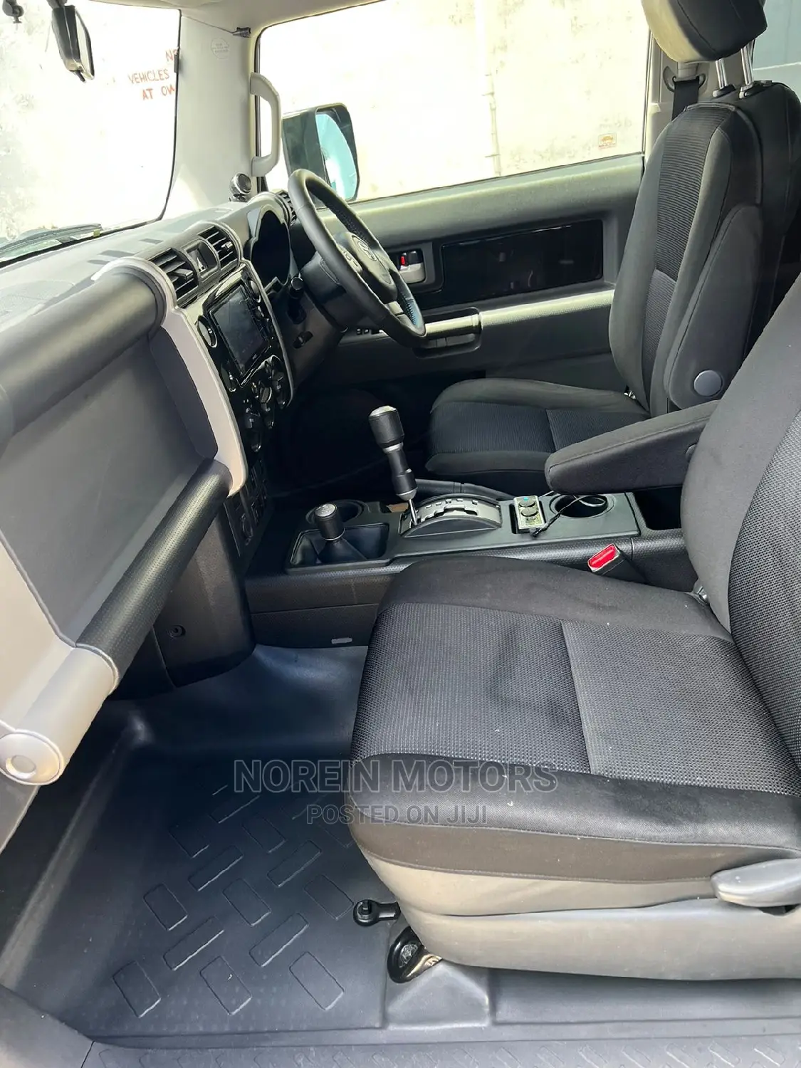 Toyota FJ Cruiser 2016 Black