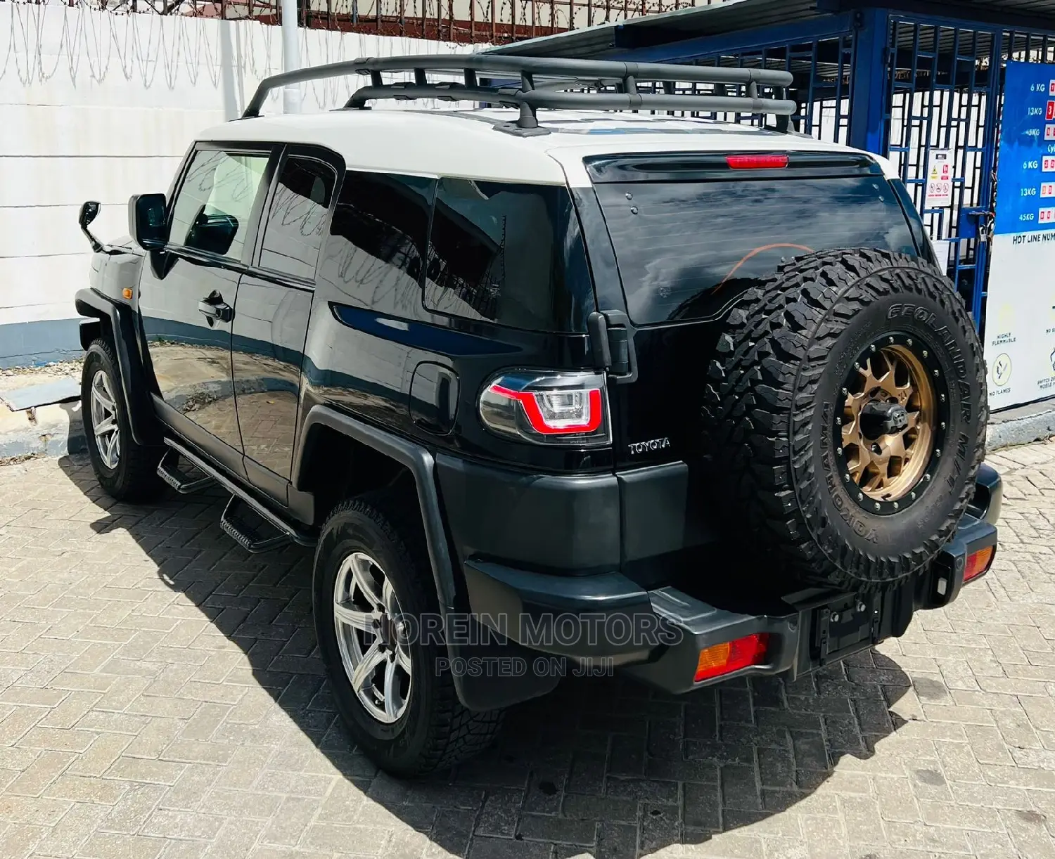 Toyota FJ Cruiser 2016 Black