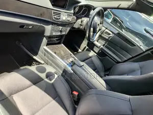 Mercedes-Benz E250 2016 Silver