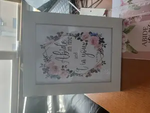 Premium Quality White Frames All Sizes Stocked