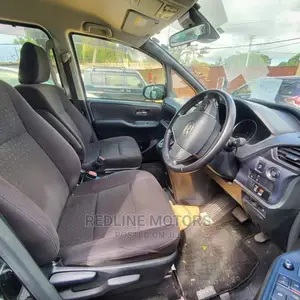 Toyota Noah 2016 Matt Black