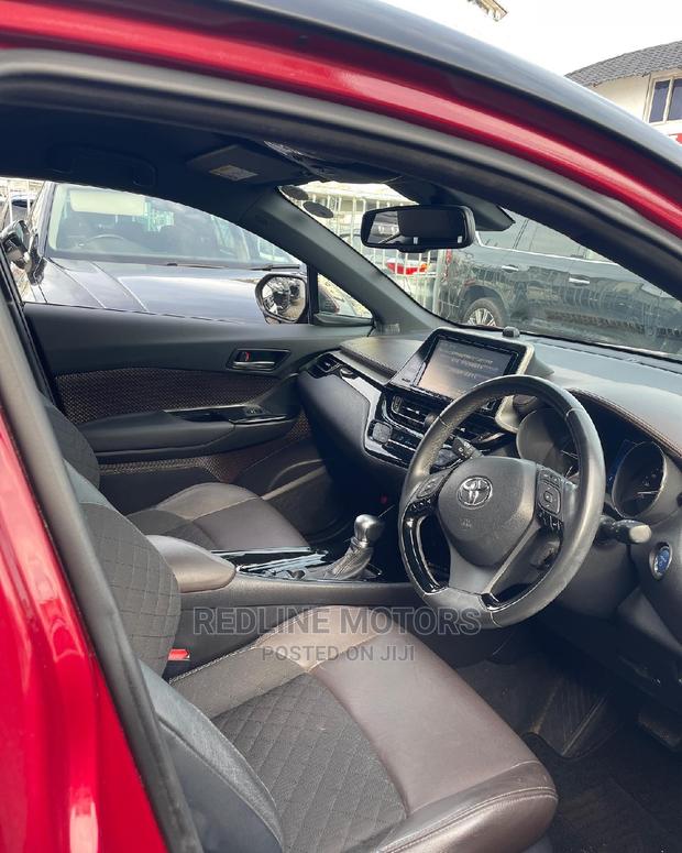 Toyota C-Hr 2017 Red - thumbnail 3