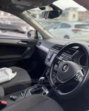 Volkswagen Tiguan 2017 Pearl