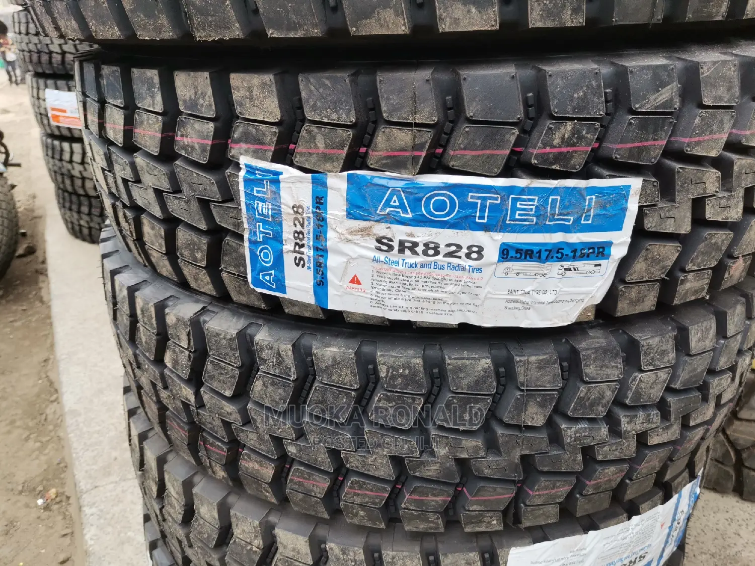 9.5R17.5 Aoteli Tyre