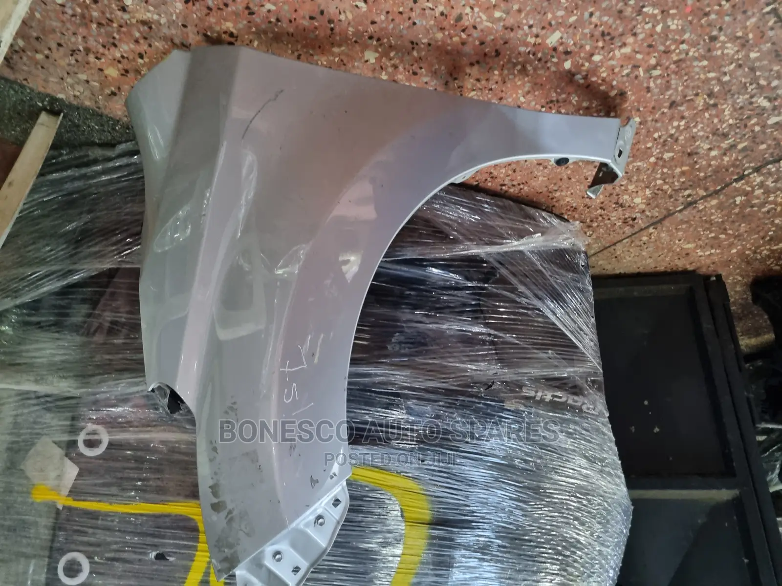 Toyota IST 2010-2016 Model Left Fender/ Wing Assembly