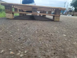 PALLET BEDS - Wood Pallet Bed - Pallet Bed With Extra Height