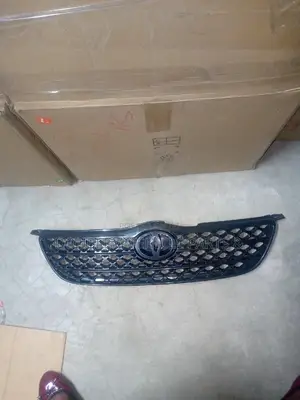 Grill Toyota Corolla NZE 2001/Corolla Fileder 2001