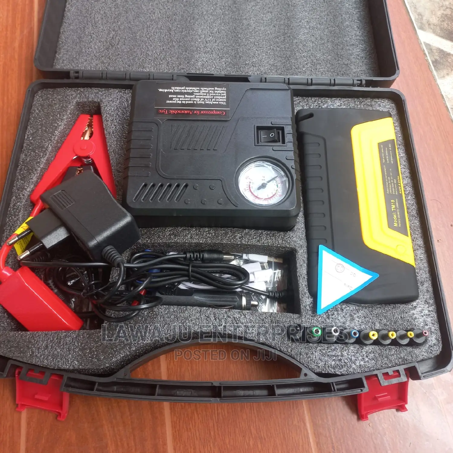 Car Jumper(150,000mah)With Compressor for Automobile Tyre
