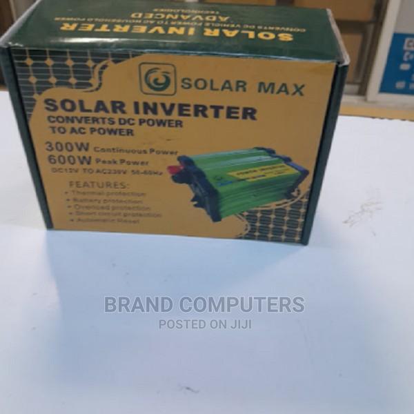 300watts Inverter.