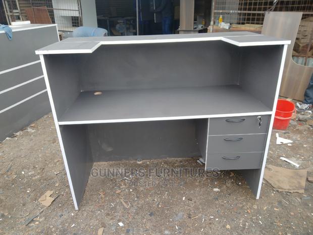 Receptionist Desk - thumbnail 4