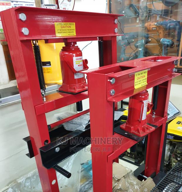 Hydraulic Press Machine - main view