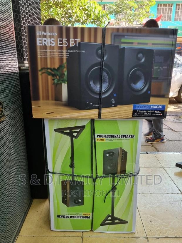 Eris E5 Studio Monitors Plus Studio Monitor Stands - main view