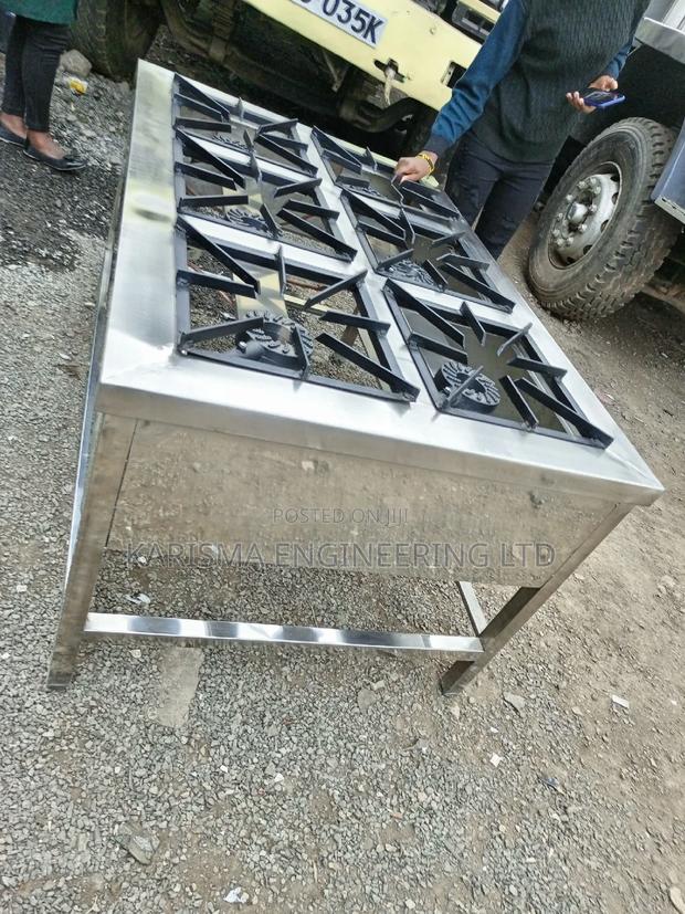 6 Burner Gas Cooker. Commercial Gas Cooker - main view