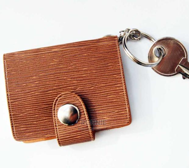 Buy Customised Merchandise From US - thumbnail 2