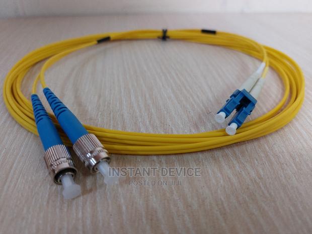 FC to LC Duplex OS2 Singlemode Fiber Patch Cord
3 Meter - main view