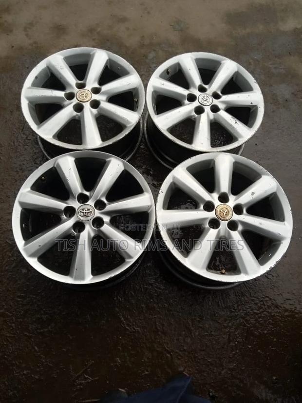 Size 18 Inch Rims for Toyota Crown, Mark X