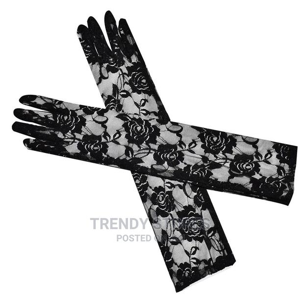 Floral Lace Gloves - thumbnail 5