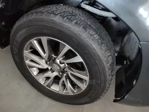 Toyota Hilux 2016 Gray