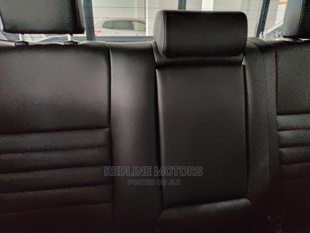 Toyota Hilux 2016 Gray - thumbnail 3