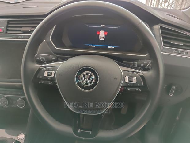 Volkswagen Tiguan 2016 Brown - thumbnail 4