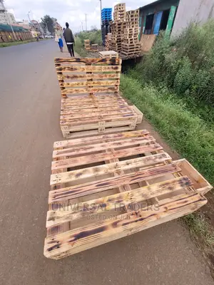 4*6 Pallet Bed With Drawers - Detachable Wood Pallet Bed