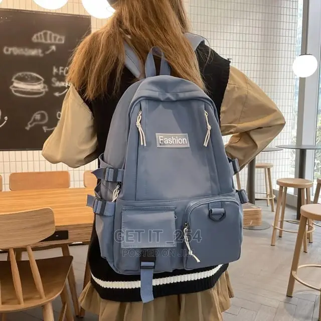 E05 Classy Backpack