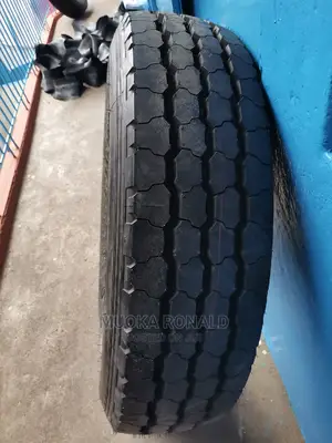 12R22.5 MRF Tyre Made in India