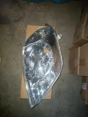 Headlamp Corolla NZE 2001/Corolla Fielder 2001/Old Model